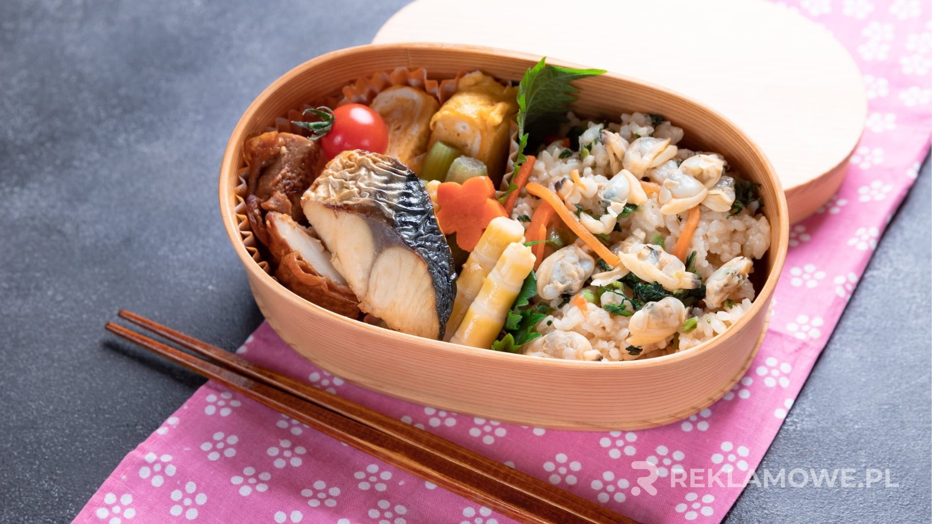 Recyklowany lunchbox reklamowy jako ekologiczny gadżet promocyjny